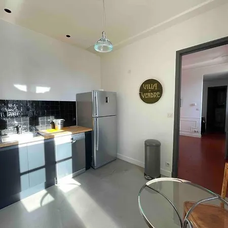 Apartman Charme, Commerces, Restaurants, Gare, Climatisation, Vaste Entierement Equipe Toulon