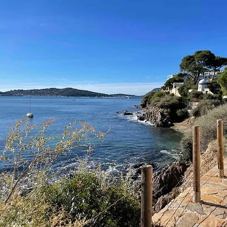 Charme, Commerces, Restaurants, Gare, Climatisation, Vaste Entierement Equipe Apartament *