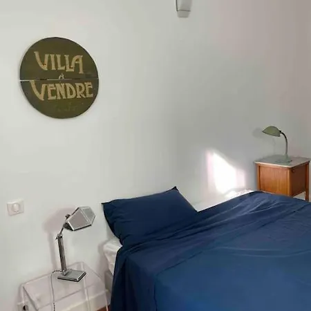 Apartamento Charme, Commerces, Restaurants, Gare, Climatisation, Vaste Entierement Equipe